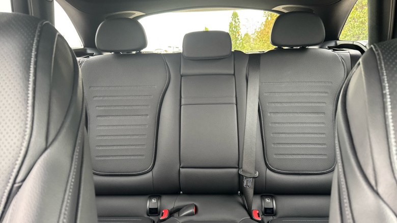 Mercedes-Benz GLC 300d 4Matic AMG Line Premium 5dr 9G-Tronic Diesel Estate